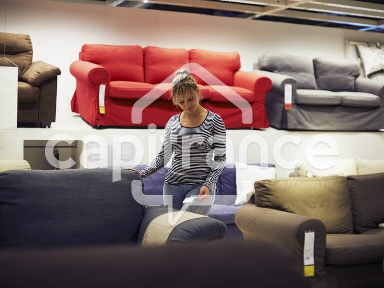 A louer proche de LILLE (59) - Local 657 m2 en retail park - Axe passant — photo 1