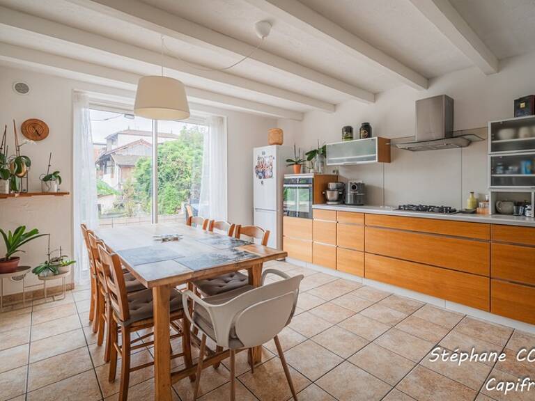 Maison à vendre 4 pièces TULLINS (38) — photo 1