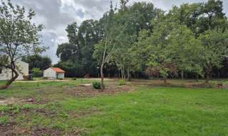 Terrain  1600 m² à vendre à Puymoyen (16400)