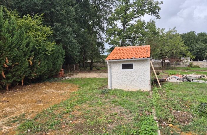 Beau terrain clos de 1600 m2, secteur calme, proche commerces et transport — photo 5