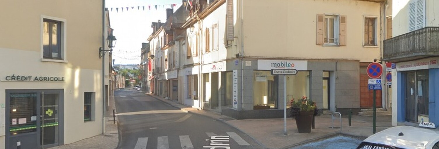 Immeuble  115 m² à vendre à Le Pont-de-Beauvoisin (38480)