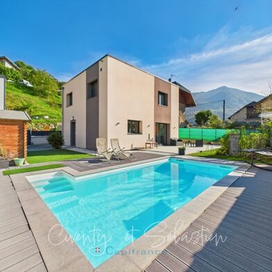 Maison 4 pièces 399000 €