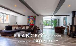 Maison 7 Pièces 245 m² à vendre à Carbonne (31390)