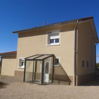 Maison 5 pièces 950 €