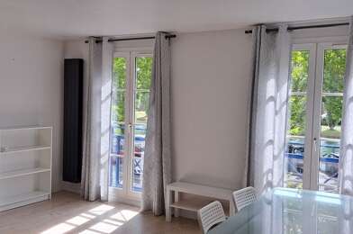 Appartement 4 pièces 1300 €