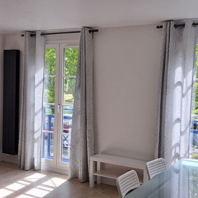 Appartement 4 pièces 1300 €