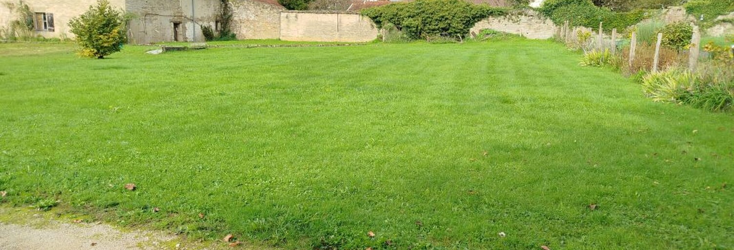 Terrain  1131 m² à vendre à Pusey (70000)