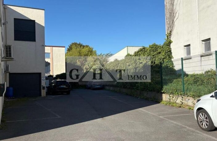 NEUILLY PLAISANCE A VENDRE 960M2 — photo 2