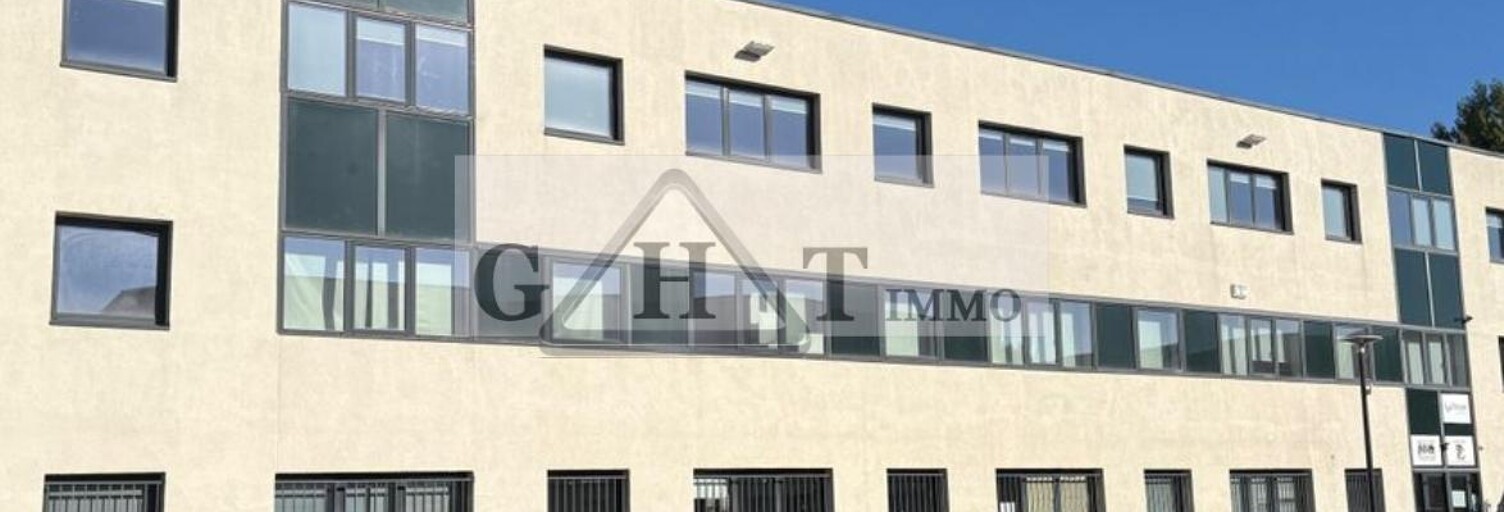 Local industriel  960 m² à louer à Neuilly-Plaisance (93360)