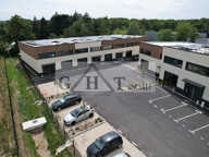 A LOUER UN ENTREPOT A MARCOUSSIS DE 300 M ² — photo 2