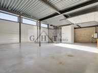 A LOUER UN ENTREPOT A MARCOUSSIS DE 300 M ² — photo 4