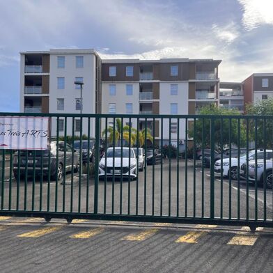 Appartement 3 pièces 240000 €