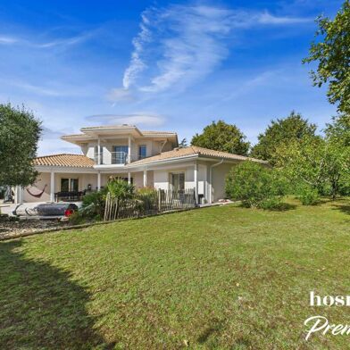 Maison 6 pièces 893000 €