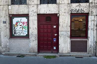 Commerce  325000 €