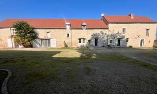 Maison 9 Pièces 263 m² à vendre à Dangé-Saint-Romain (86220)