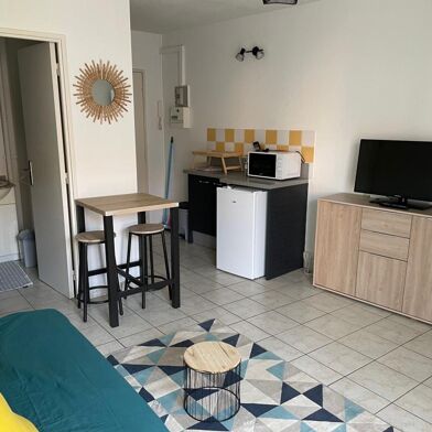 Appartement 1 pièces 376 €