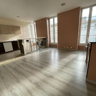 Immeuble  363965 €