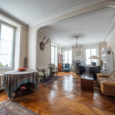 Maison 9 pièces 395125 €