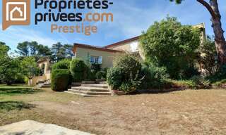 Maison 10 Pièces 241 m² à vendre à Nîmes (30900)