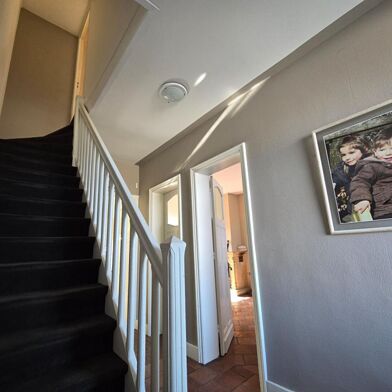 Maison 9 pièces 299000 €