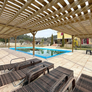 Maison 10 pièces 930000 €