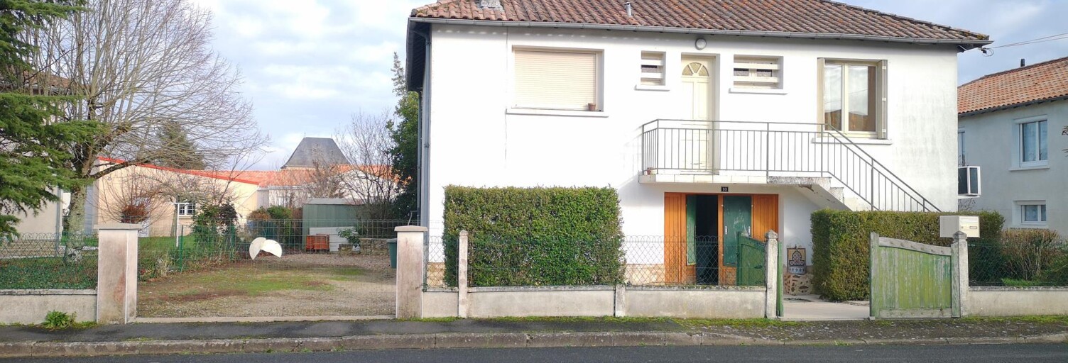 Maison 6 Pièces 128 m² à vendre à Gençay (86160)