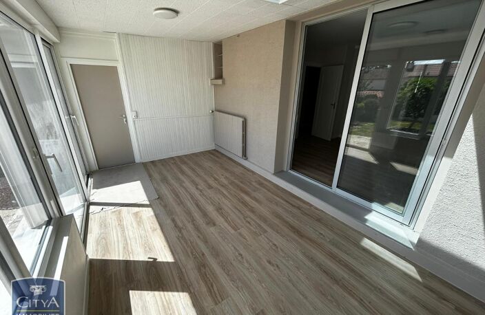 Location maison 5 pièces 83 m² à Cholet (49300) — photo 2