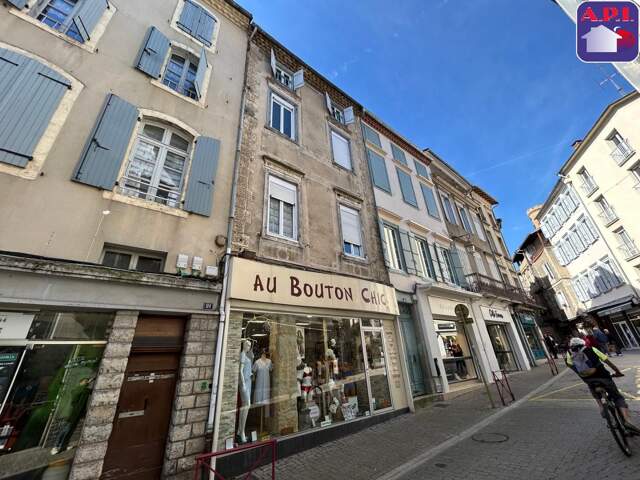 Immeuble 260 m² à Foix — photo du bien