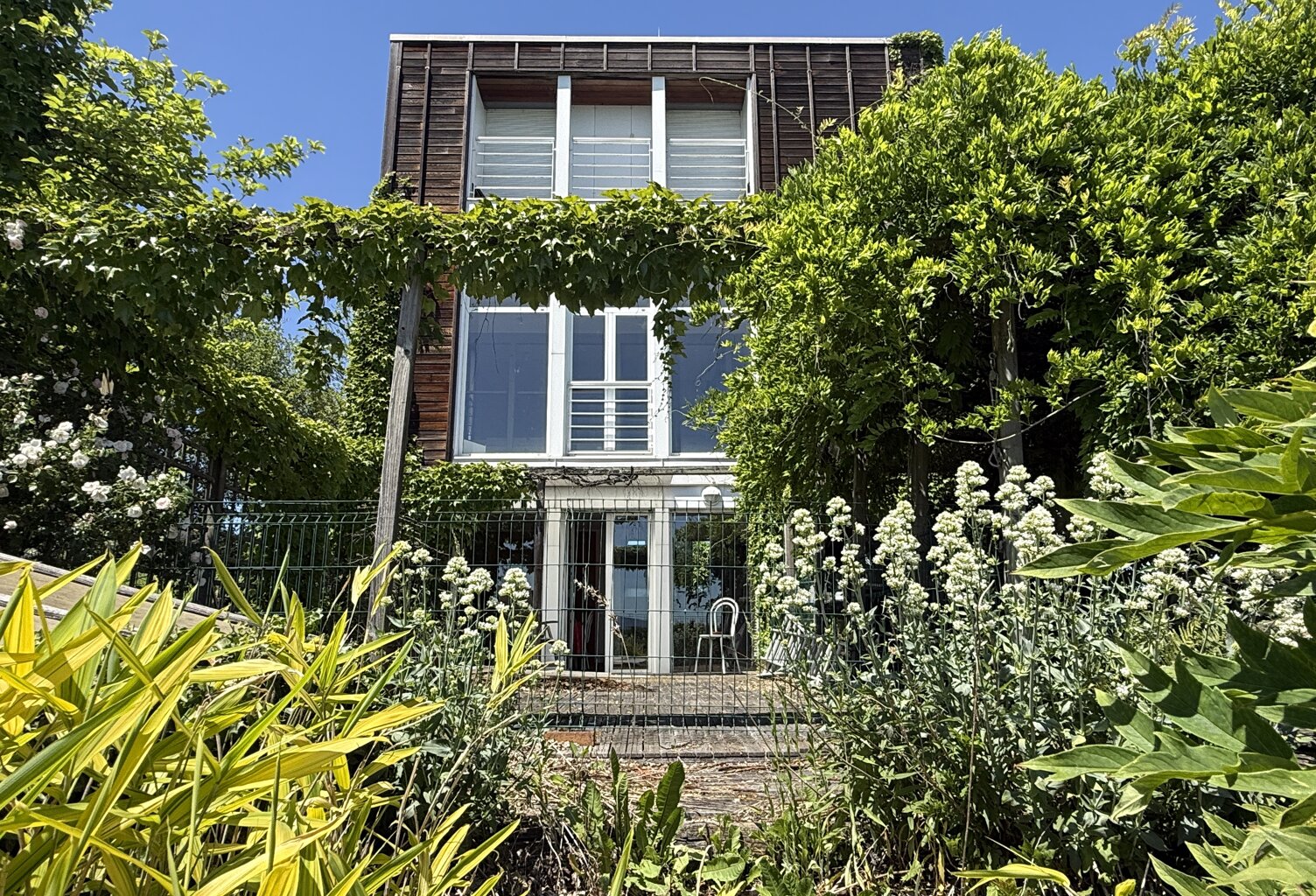 Réf: 11149*** Sect. Attenschwiller / Michelbach:  Magnifique maison d'architecte en demi niveaux env. 145 m² — photo 1