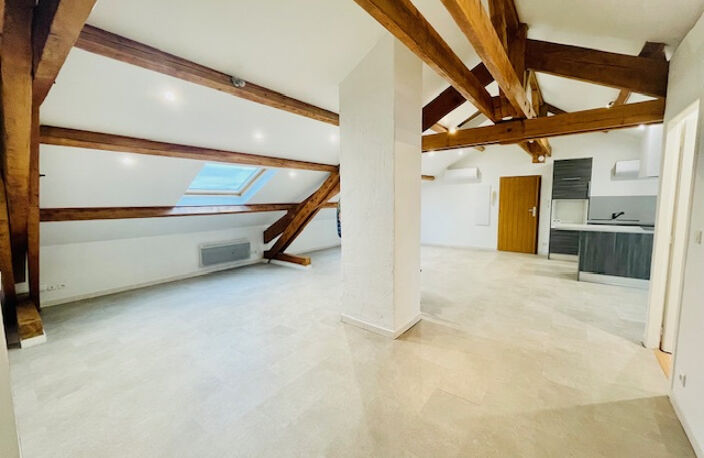 APPARTEMENT ATYPIQUE — photo 3