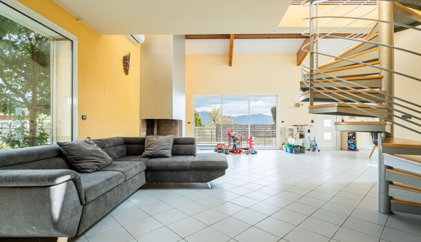 Villa / Maison 6 pièces  à vendre Aubagne 13400