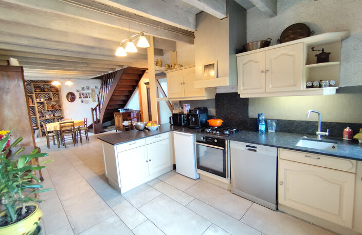 Maison de village avec garage et terrain — photo 2