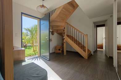 Maison 6 pièces 649200 €