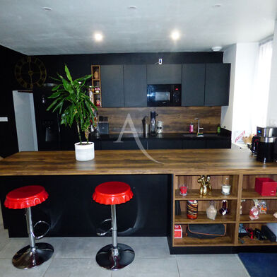 Maison 4 pièces 291210 €