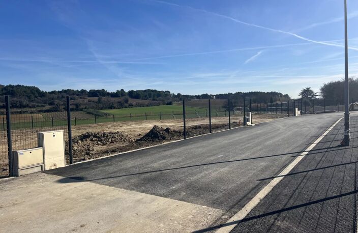 TERRAINS PRETS A CONSTRUIRE AIGUES-VIVES - "La Carlesse" Vaunage — photo 3