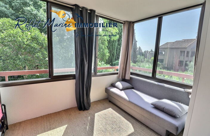 À vendre   Studio lumineux de 30,65 m2   Résidence calme à 5 — photo 2