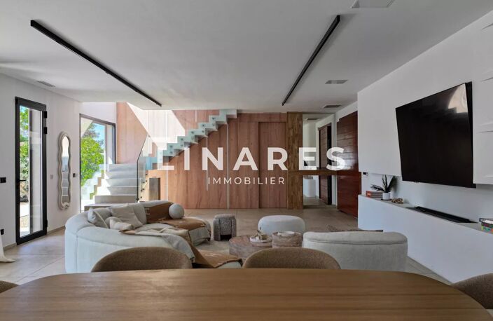L'ARCHITECTURALE - Villa T5 de 230m² - Piscine -  Cuisine d'été — photo 4
