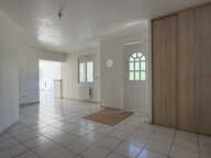 Charmante Maison à Vendre à Saint Seurin de Cursac ! — photo 2
