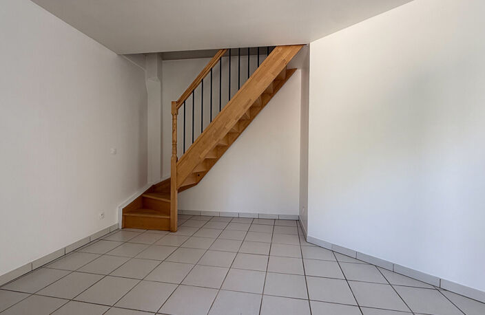 Charmante Maison à Vendre à Saint Seurin de Cursac ! — photo 5