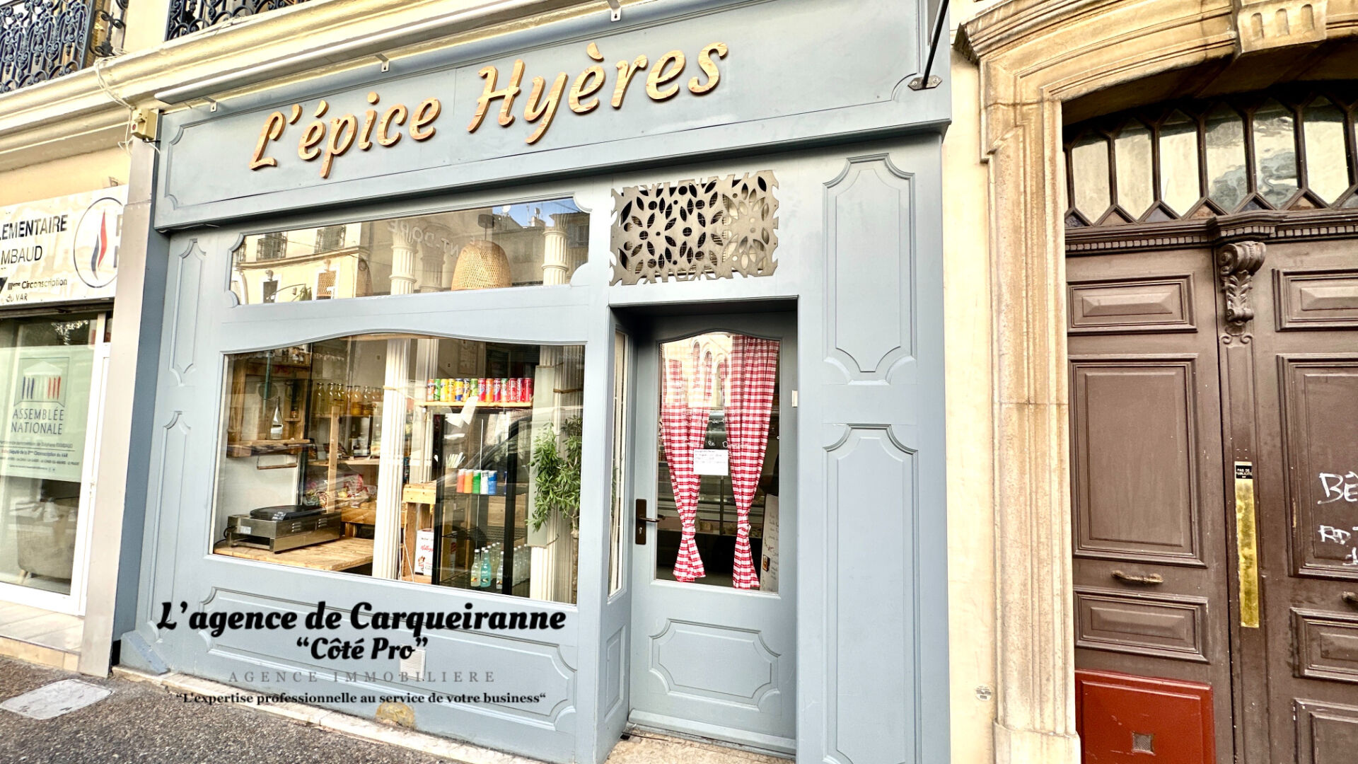 Local commercial  T3 à vendre Hyères 83400