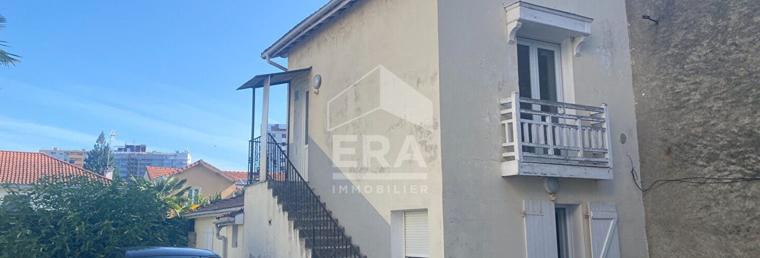 Immeuble  80 m² à vendre à Pau (64000)