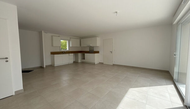 Villa / Maison 4 pièces  à louer Saint-Martial-de-Vitaterne 17500