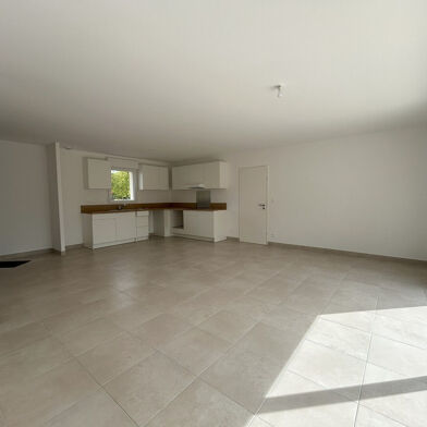 Maison 4 pièces 922 €