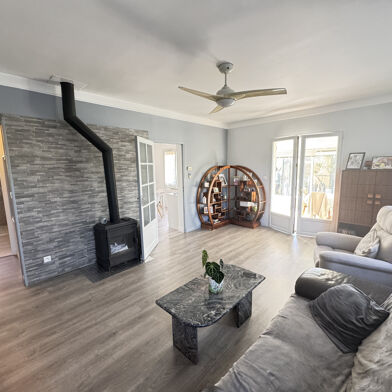 Appartement 4 pièces 285000 €