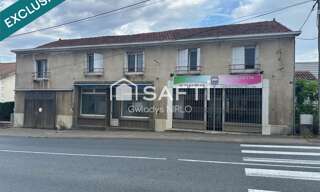 Maison 13 Pièces 230 m² à vendre à Terres-de-Haute-Charente (16270)