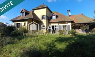 Maison 10 Pièces 209 m² à vendre à Champagnole (39300)