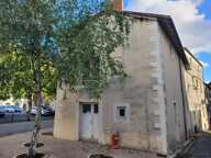 IMMEUBLE 120 M2, MIREBEAU. — photo 4