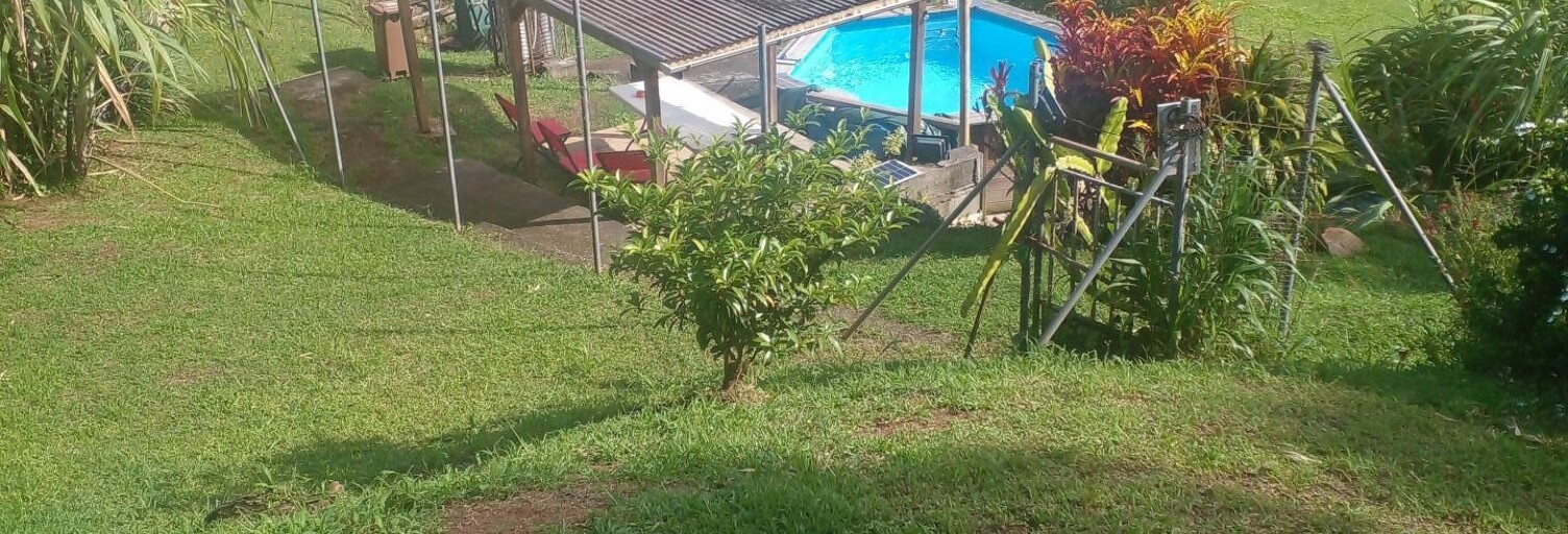 Terrain  884 m² à vendre à Gros-Morne (97213)