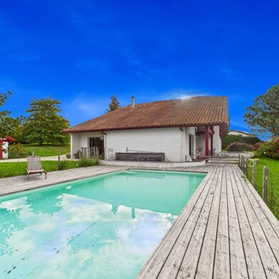 Maison 10 pièces 693000 €