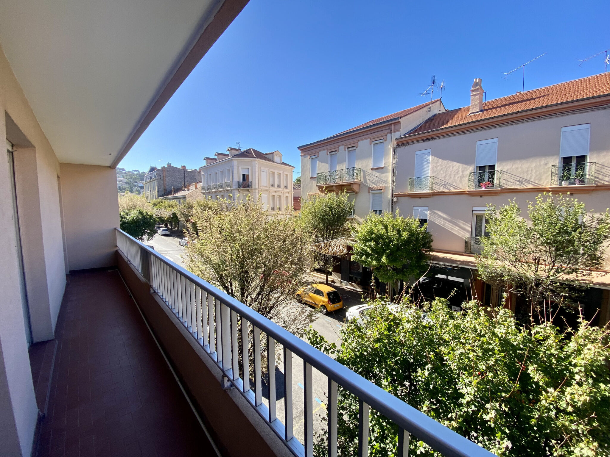 Appartement  T3 à louer Hyères 83400